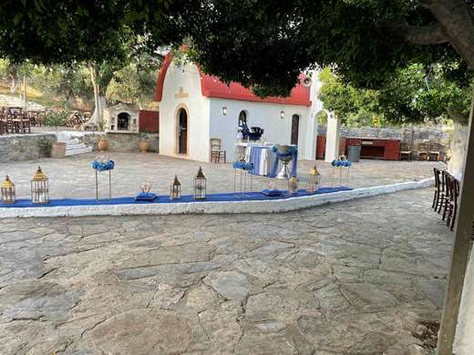 Arolithos Traditional Cretan village
