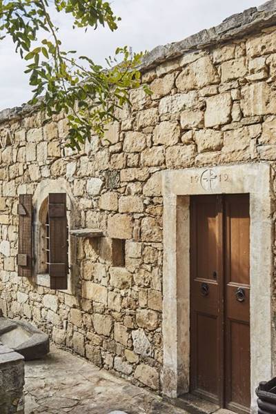 ΤΑ ΠΑΛΙΑ ΣΠΙΤΙΑ