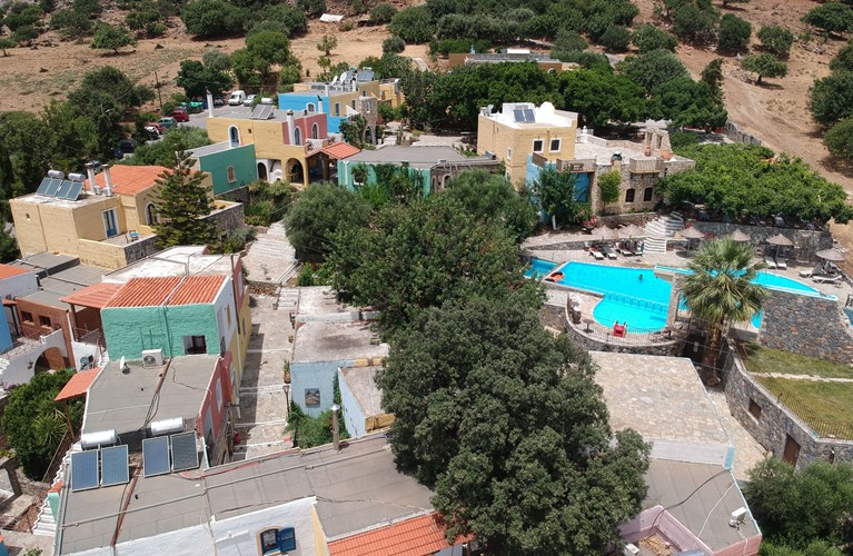 SOCIAL & ENVIRONMENTAL RESPONSIBILITY