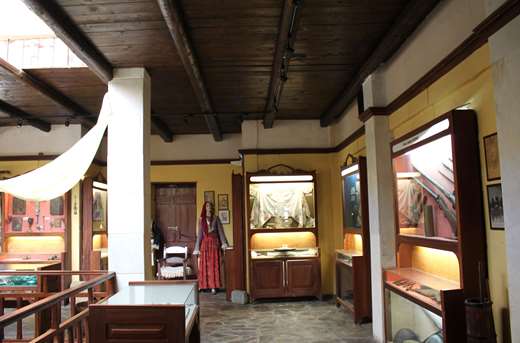 Arolithos Traditional Cretan village