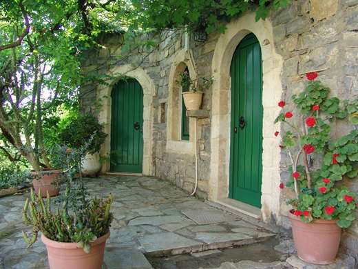 Arolithos Traditional Cretan village
